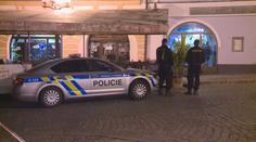 Muže policie obvinila z vraždy, manželka v nemocnici zemřela!