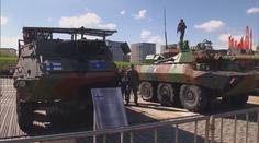 Putin chtěl na přehlídce vyděsit Západ. Nakonec se ale pořádně ztrapnil