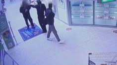 Nezletilý mladík kradl v supermarketu alkohol, byl opilý