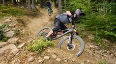 Bikeři, tady se ladí technika! Lipno rozjelo Skill centrum a Bike Academy!