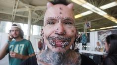 Nové rekordy z Guinessovy knihy: Uspěl i muž s 500 piercingy