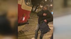 Policie pátrá po muži, který přepadl Ukrajince. Vydával se za dobrovolníka