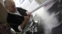 Úplně NAHÝ KLUCI NEJSOU HEZKÝ, říká fotograf Vano