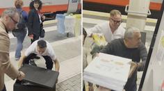 Když musíš, tak musíš. Italové si objednali pizzu do vlaku a způsobili poprask