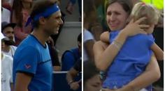 Hrdina Nadal! Plačící mamince pomohl najít ztracenou dceru