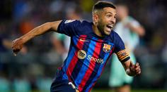 Barcelona se loučí s dalším hráčem. Po 11 letech končí legendární obránce