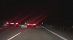 Opilá řidička několikrát bourala v Brně, pak se řítila po D1 bez pneumatiky
