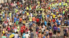 104 maratonů ve 104 dnech. Běžkyně s protézou se zapsala do dějin