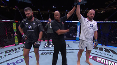 Slovenský bijec Buday má další výhru. Porazil legendu UFC