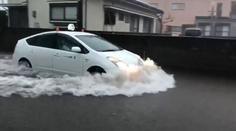 Záplavy a sesuvy půdy! Japonsko kvůli povodním nasadilo armádu