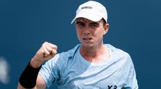 Svrčina slaví první kariérní výhru na Masters, Kopřiva v Torontu končí