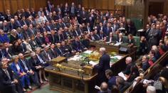 Tajný dokument britské vlády: Zemi hrozí nepokoje i nedostatek léků!