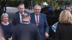 Zeman završí návštěvu obědem na Pradědu, bude vepřová panenka