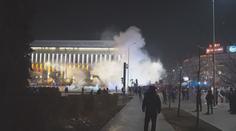 Kazachstánci povstali kvůli cenám plynu. Protivládní protesty ochromily zemi