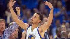 Desátá výhra v řadě: Golden State dál vládne a Curry dal 46 bodů!