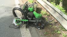 Motorkáře zabilo protijedoucí auto při předjíždění