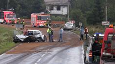 POZOR! Na namrzlé silnici na Sokolovsku BOURALO 7 AUT! Policisté museli cestu UZAVŘÍT!