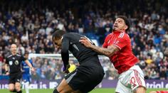Desítky stehů po hrozivých srážkách hlav. Takhle dopadli fotbalisté Premier League