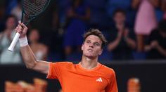 Na souboj s Djokovičem nedojde. Menšík se odhlásil z Australian Open