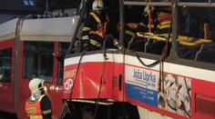 V Brně se ČELNĚ SRAZILY dvě TRAMVAJE