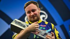 Při teorii se trápil, teď válel. Littler udělal jízdy napoprvé a slaví řidičák