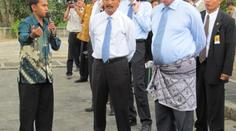 Klaus navštívil starobylé chrámy, takhle se na to vymódil