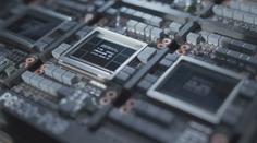 Umělá inteligence žene ceny elektroniky vzhůru. Mobily zdražily skoro o 30 %