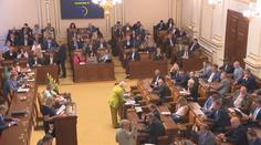Poslanci přerušili schůzi k důchodové reformě. Pokračovat budou v pátek