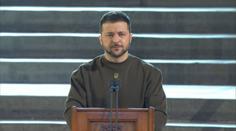Rok od začátku války. Jsme motivovaní a neochvějní, věří si Zelenskyj