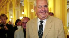Zeman s Filipem vtipkovali u vína. Sešli se v Řecku