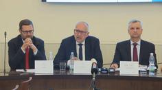 Absolventská práce místo maturity? Ministerstvo připravuje změny
