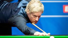 První den turnaje šampionů ovládl obhájce titulu Neil Robertson