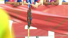 Nečekaný soupeř! Fotbalisté kvůli němu museli zůstat v šatně
