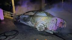 Policejní honička skončila tragédií. Otec (26) dvou dětí vjel přímo pod vlak
