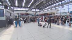 Letiště budou v létě přetížená. Problémy se systémem to můžou zkomplikovat