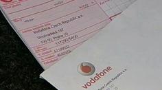 Zaplaťte nám 0 Kč, vyzývá Vodafone na složenkách