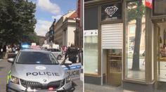 Ze zlatnictví zmizely šperky za miliony, policisté mají podezřelého!