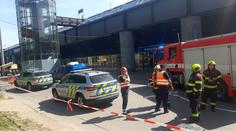Policie evakuovala pražské hlavní nádraží. Pyrotechnik nebezpečí vyloučil