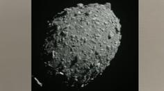 Zásah. Sonda NASA trefila asteroid, aby ho vychýlila z oběžné dráhy