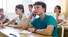 KVÍZ: Začal nový školní rok. Vyzkoušejte si, jak byste obstáli mezi deváťáky