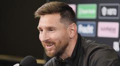 Fanoušci jsou ohromeni z Messiho angličtiny. Za vše může umělá inteligence
