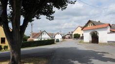 Jak zastaví vylidňování českého venkova? Strany odhalily plány