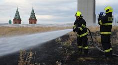 V centru Prahy hořela střecha obchoďáku, uhasila ho ochranka