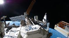 Unikátní oprava na ISS, rozbil se přístroj na výzkum temné hmoty