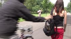 Lupiči na bicyklu přepadávali stařenky