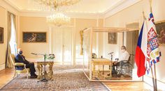 Schůzky prezidenta s adepty na ministry dneškem končí. Do Lán přijel Válek