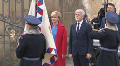 Petr Pavel přijel na Pražský hrad. Slavnostně prošel Bránou gigantů
