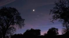 Čeká nás nebeské divadlo! Jupiter a Venuše se přiblíží k Měsíci