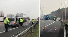 Vrtulník přistával mezi auty. Muže při výměně kola smetl kamion