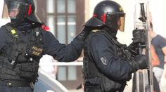 Těžkooděnci obsadili Vyšehrad. Nepanikařte, vyzývají policisté